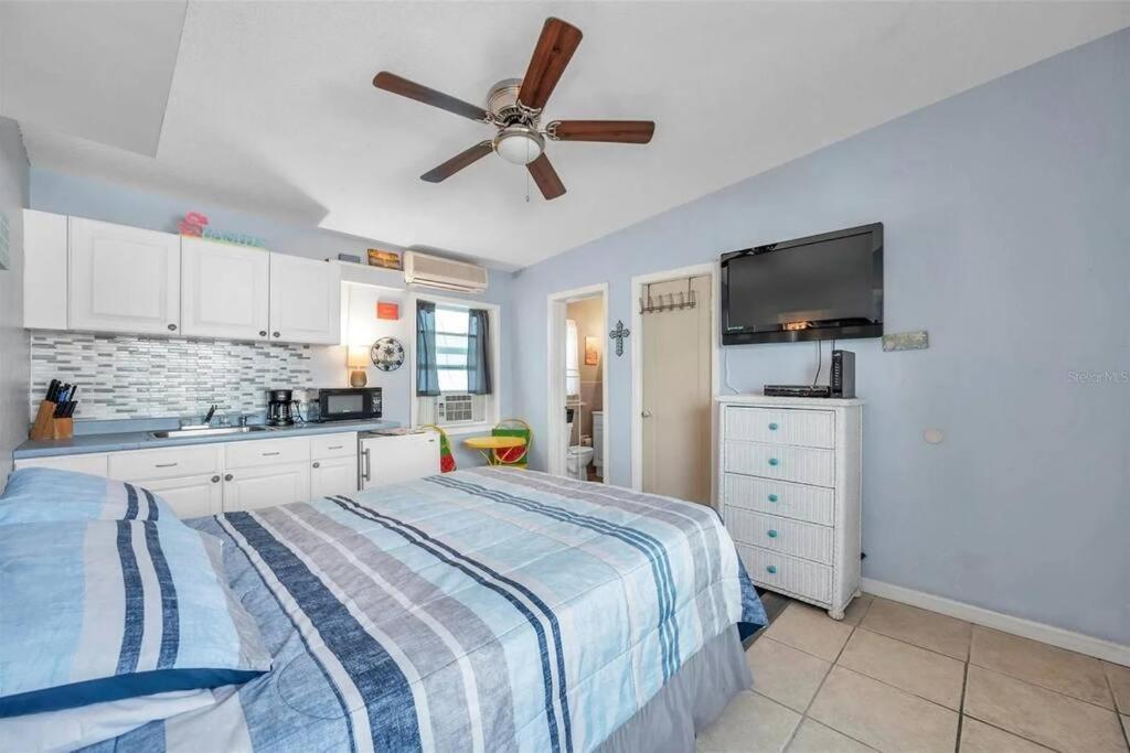 Wave Condo سانت بيتي بيتش المظهر الخارجي الصورة
